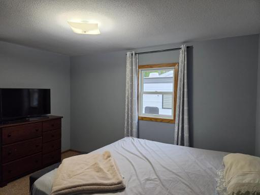 1445 18th Street S, Fargo, ND 58103