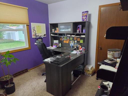 1445 18th Street S, Fargo, ND 58103