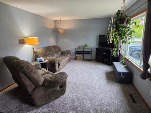 1445 18th Street S, Fargo, ND 58103