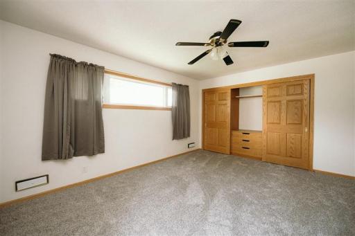 5173 Shadowwood Drive NE, Sauk Rapids, MN 56379