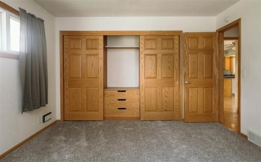 5173 Shadowwood Drive NE, Sauk Rapids, MN 56379