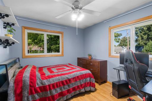2508 W 140th Street, Burnsville, MN 55337