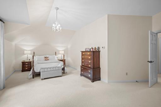 9340 W Bush Lake Road, Bloomington, MN 55438