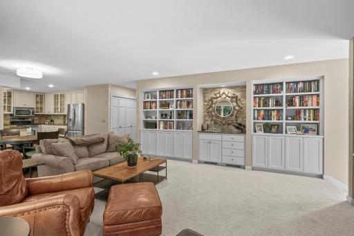 9340 W Bush Lake Road, Bloomington, MN 55438