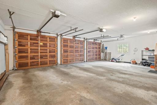 9340 W Bush Lake Road, Bloomington, MN 55438