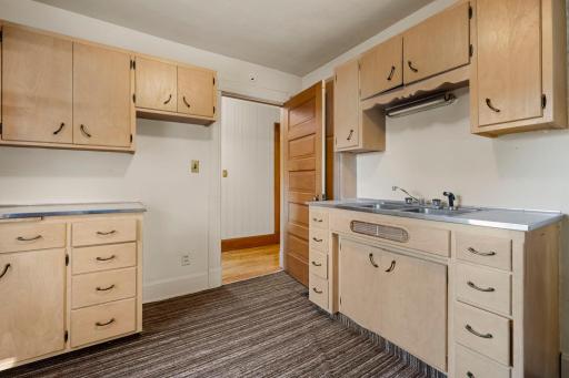 221 8th Street W, Hastings, MN 55033