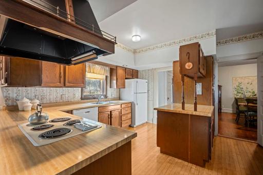 221 8th Street W, Hastings, MN 55033