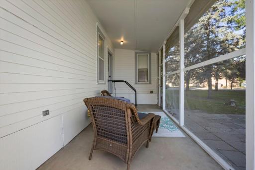 221 8th Street W, Hastings, MN 55033