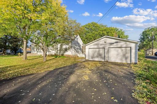 221 8th Street W, Hastings, MN 55033