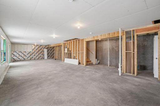 46-web-or-mls-23532 Ashbury Dr-S2611-046.jpg
