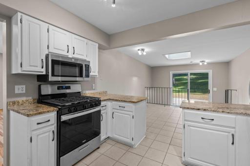2413 W 107th Street, Bloomington, MN 55431