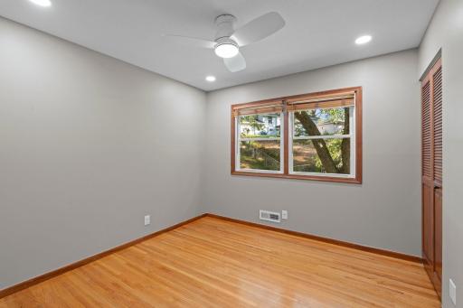 2413 W 107th Street, Bloomington, MN 55431