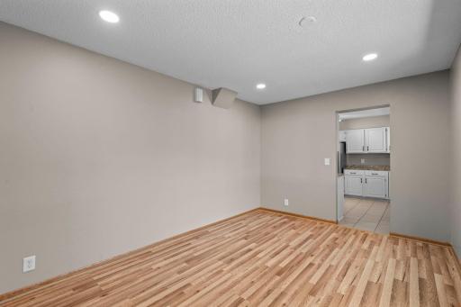 2413 W 107th Street, Bloomington, MN 55431