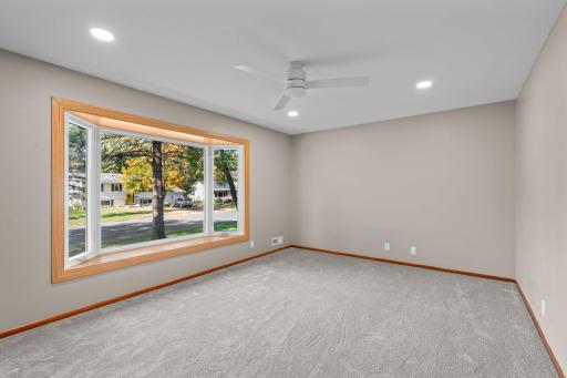 2413 W 107th Street, Bloomington, MN 55431