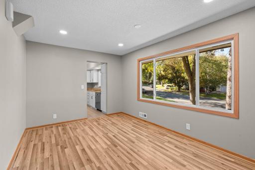 2413 W 107th Street, Bloomington, MN 55431