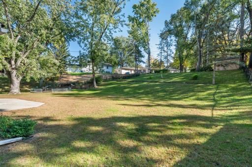 2413 W 107th Street, Bloomington, MN 55431