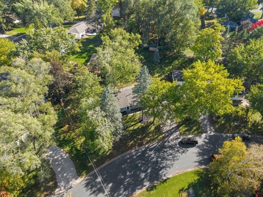 2413 W 107th Street, Bloomington, MN 55431
