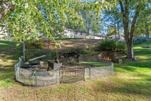 2413 W 107th Street, Bloomington, MN 55431