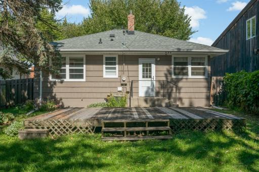 1424 Almond Avenue, Saint Paul, MN 55108