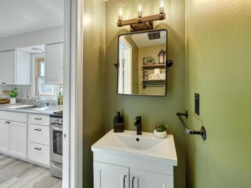 9 - Powder Room.jpg