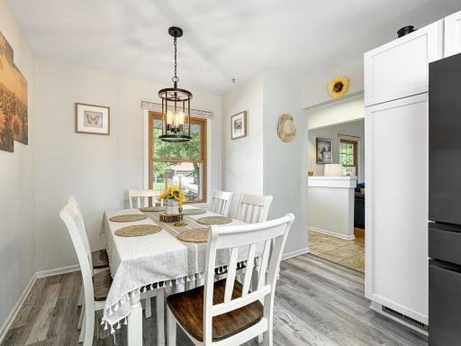 5 - Dining Room.jpg