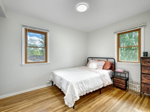 11 - Bedroom.jpg