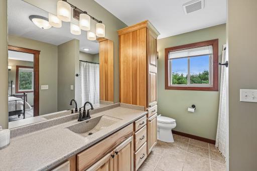 23 Hilltop Road, Houlton, WI 54082