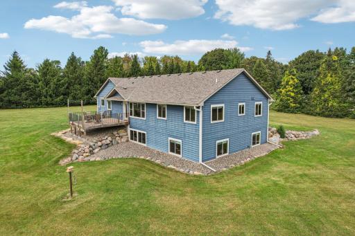 23 Hilltop Road, Houlton, WI 54082