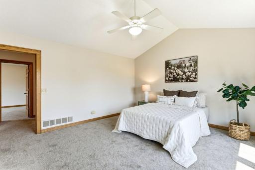 8843 Blackoaks Lane N, Maple Grove, MN 55311