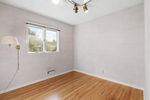 9906 4th Avenue S, Bloomington, MN 55420