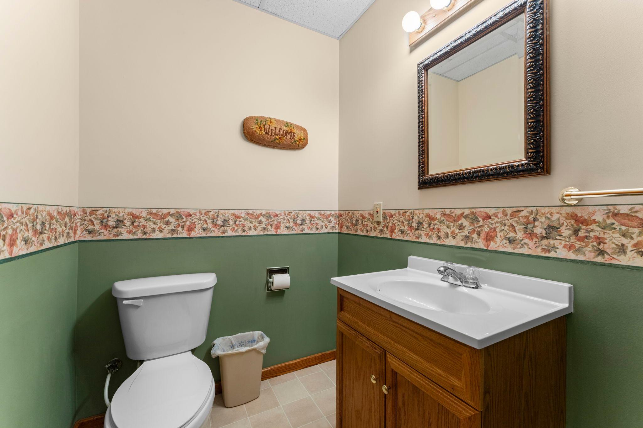 72-web-or-mls-W6841 Golf Course Road-564.jpg