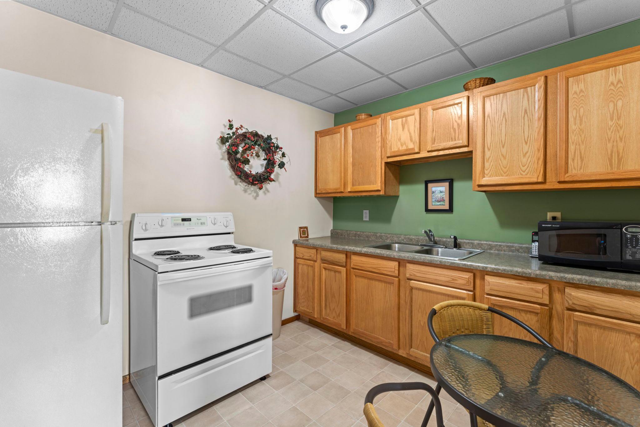 67-web-or-mls-W6841 Golf Course Road-539.jpg