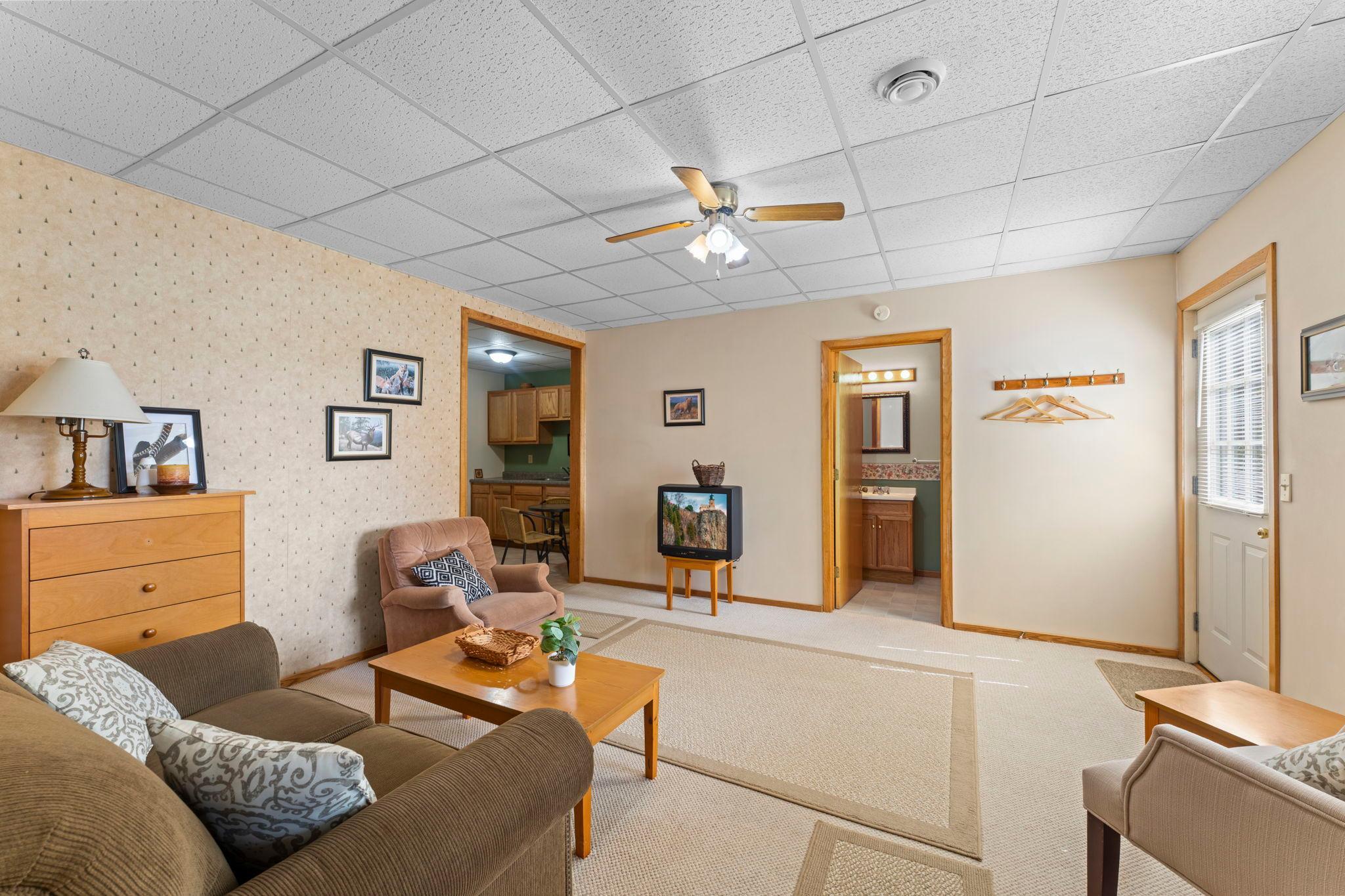 70-web-or-mls-W6841 Golf Course Road-554.jpg