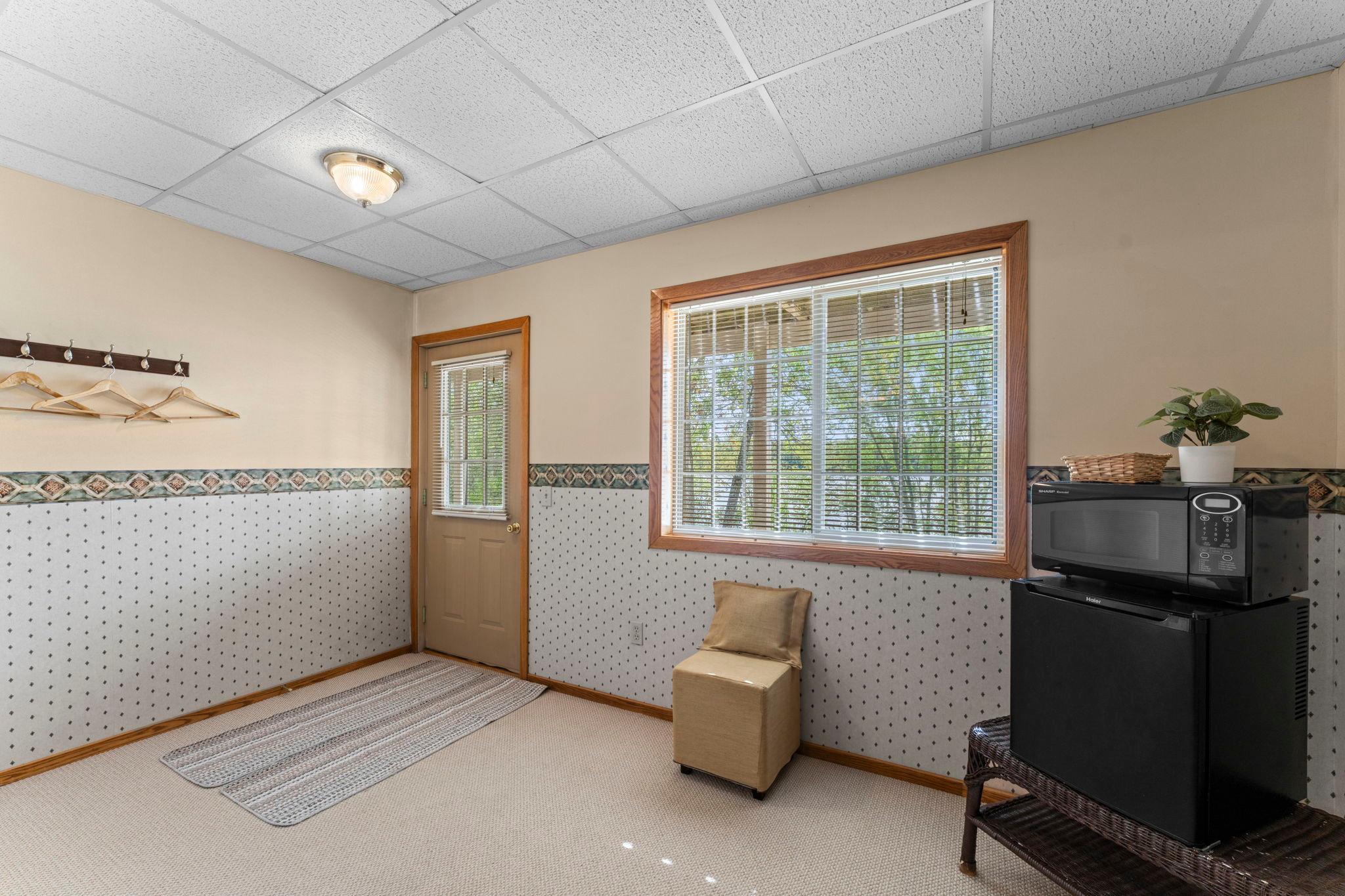 81-web-or-mls-W6841 Golf Course Road-609.jpg