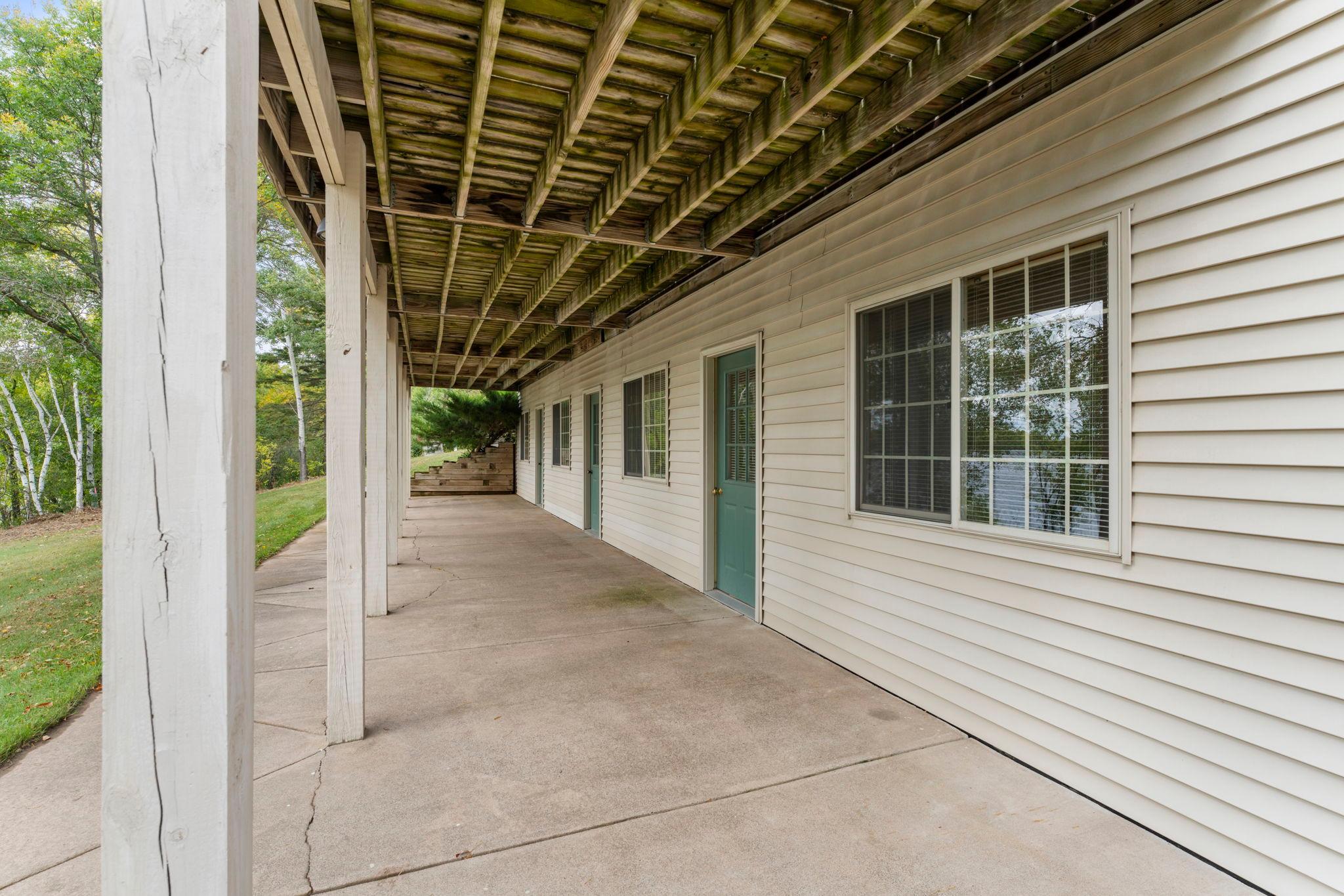 64-web-or-mls-W6841 Golf Course Road-342.jpg