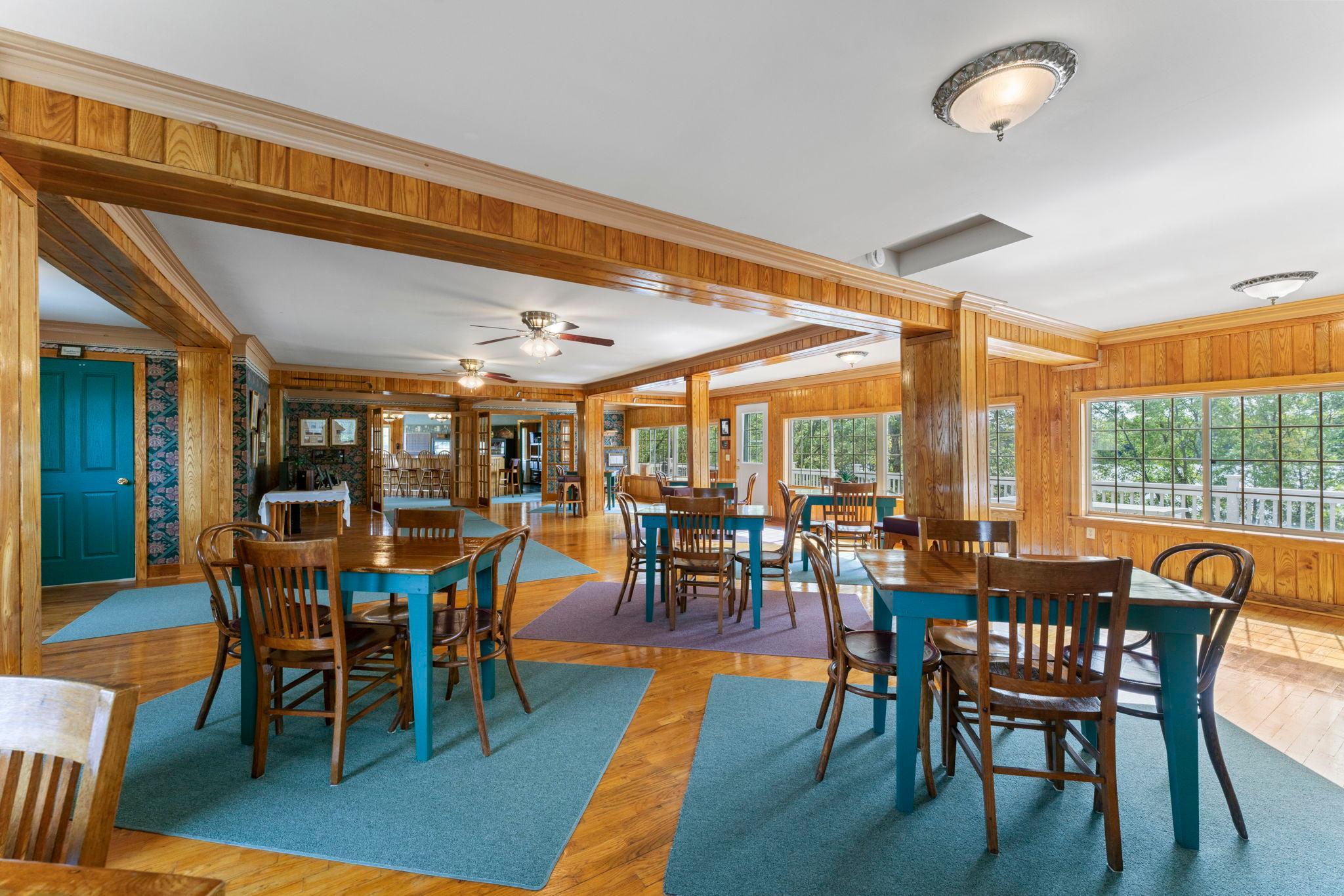 41-web-or-mls-W6841 Golf Course Road-499.jpg