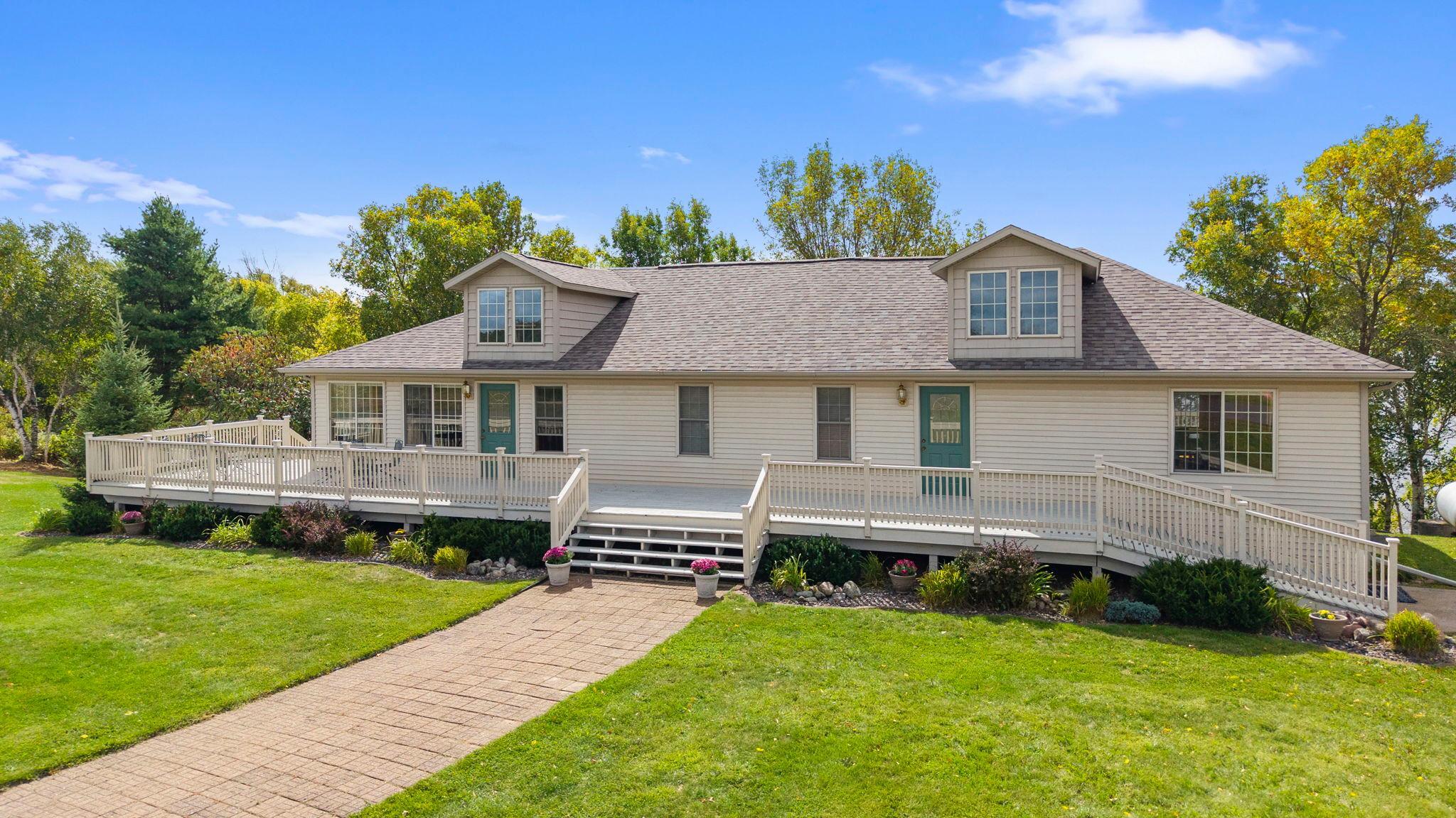 9-web-or-mls-W6841 Golf Course Road-119.jpg
