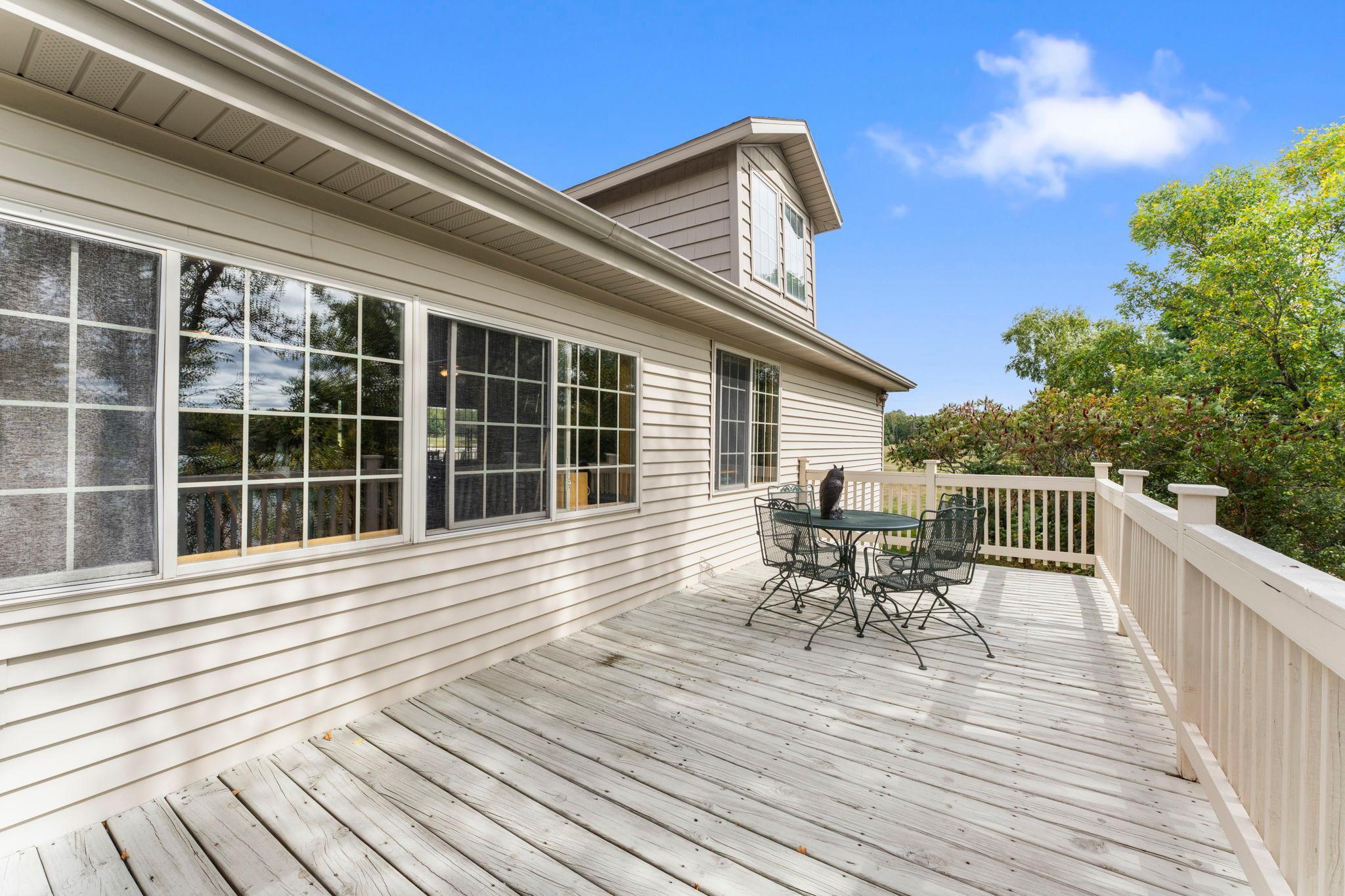 60-web-or-mls-W6841 Golf Course Road-504.jpg