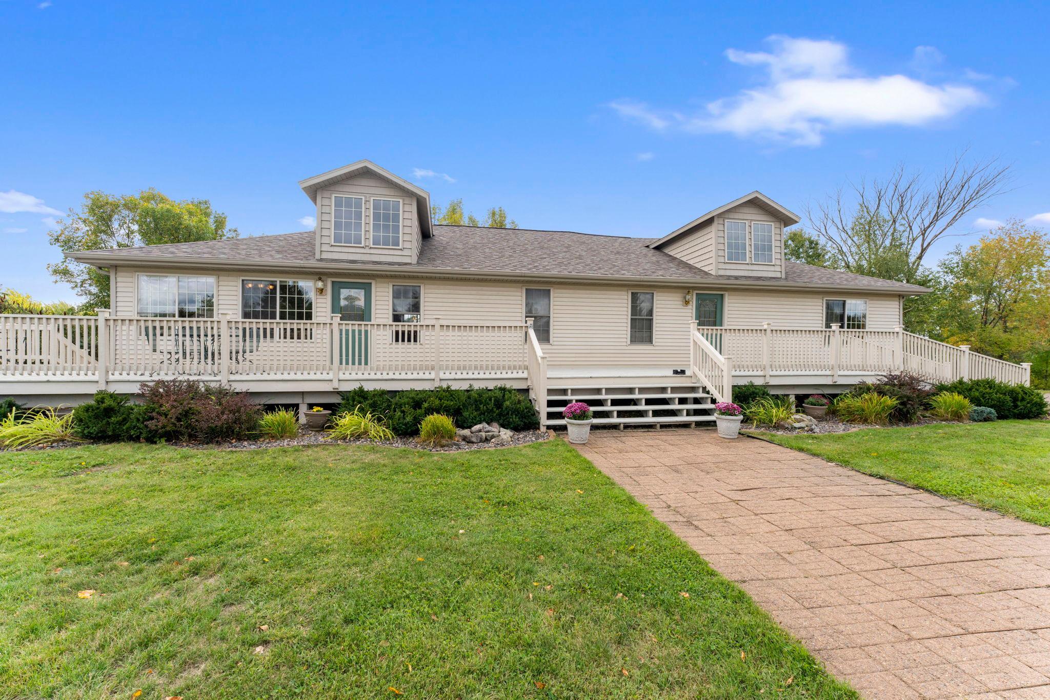 27-web-or-mls-W6841 Golf Course Road-347.jpg
