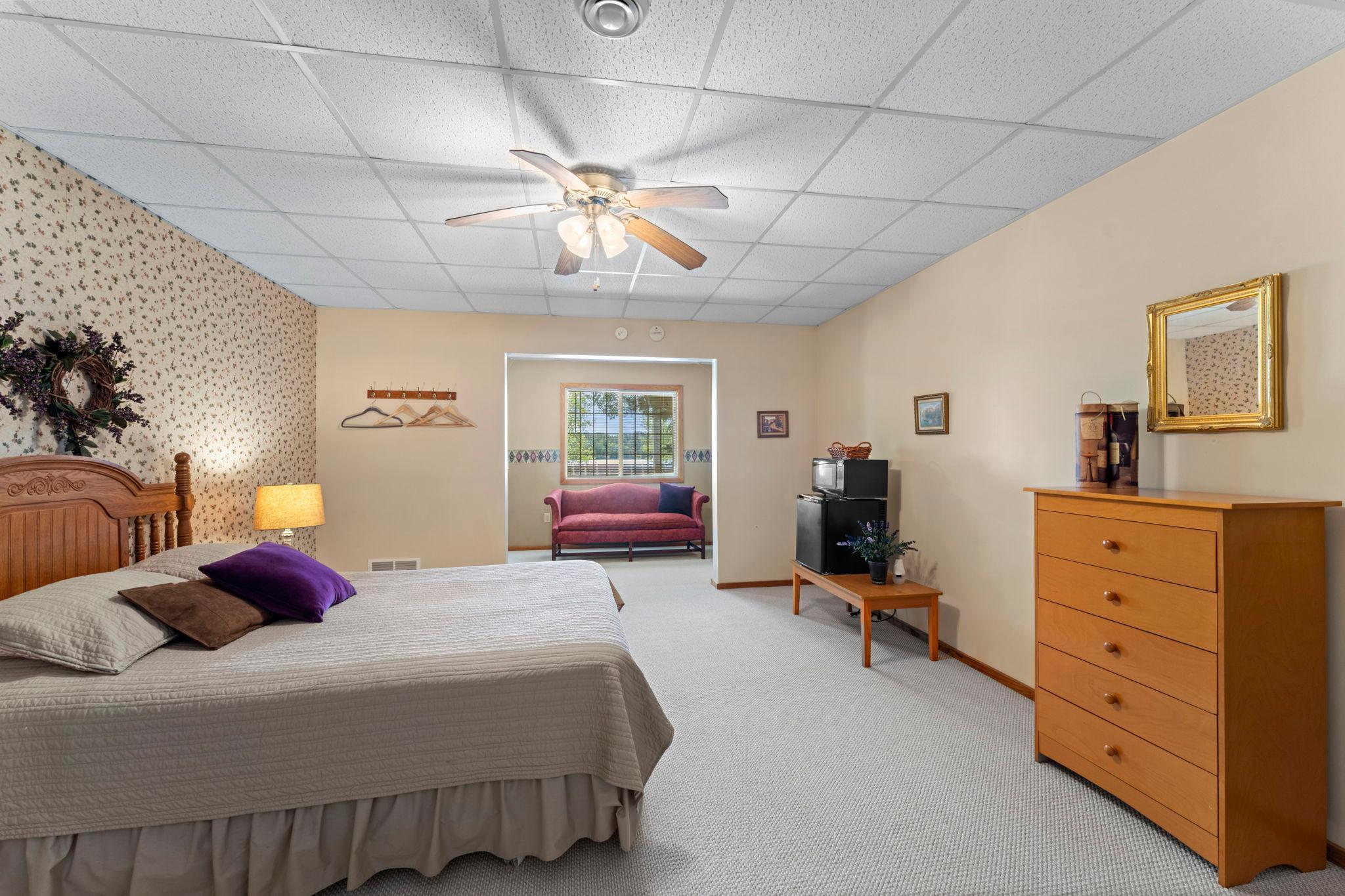 89-web-or-mls-W6841 Golf Course Road-649.jpg