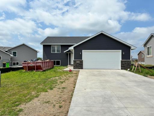 1825 Cypress Trail, New Richmond, WI 54017