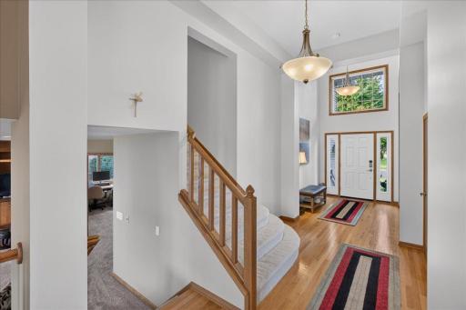 1585 Monarch Street, Shakopee, MN 55379