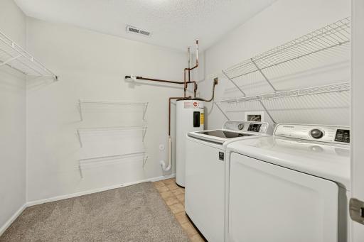 2022 29th Place NW, 203, Rochester, MN 55901