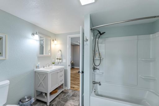 917 Mississippi Ln Brownsville MN (21).jpg