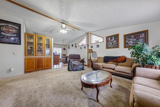 82090 State Highway 251, Austin, MN 56045