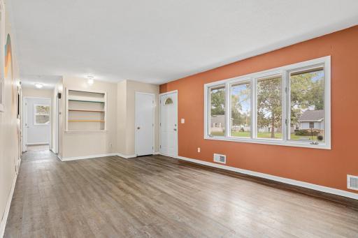 5555 Welcome Avenue N, Crystal, MN 55429