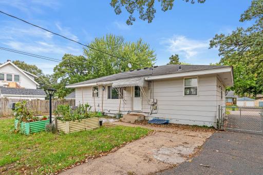 5555 Welcome Avenue N, Crystal, MN 55429