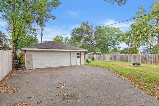 5555 Welcome Avenue N, Crystal, MN 55429
