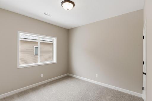 1037 E Meadowsweet Drive, River Falls, WI 54022