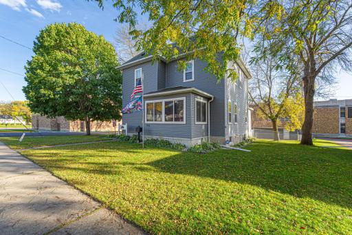 212 Boulevard Avenue NE, Montgomery, MN 56069